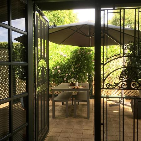 אדלייד Wine And Roses Bed And Breakfast מראה חיצוני תמונה