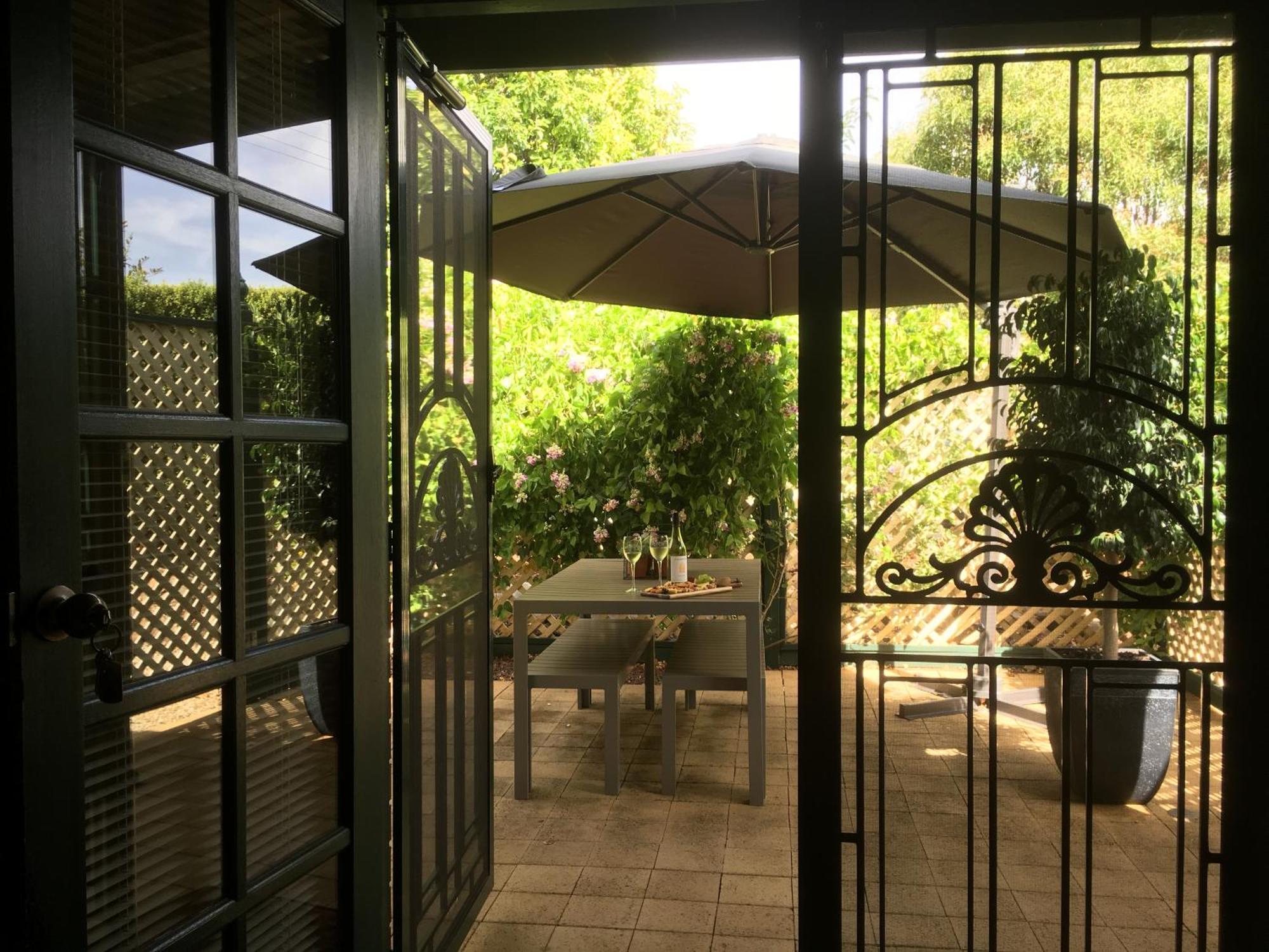 אדלייד Wine And Roses Bed And Breakfast מראה חיצוני תמונה