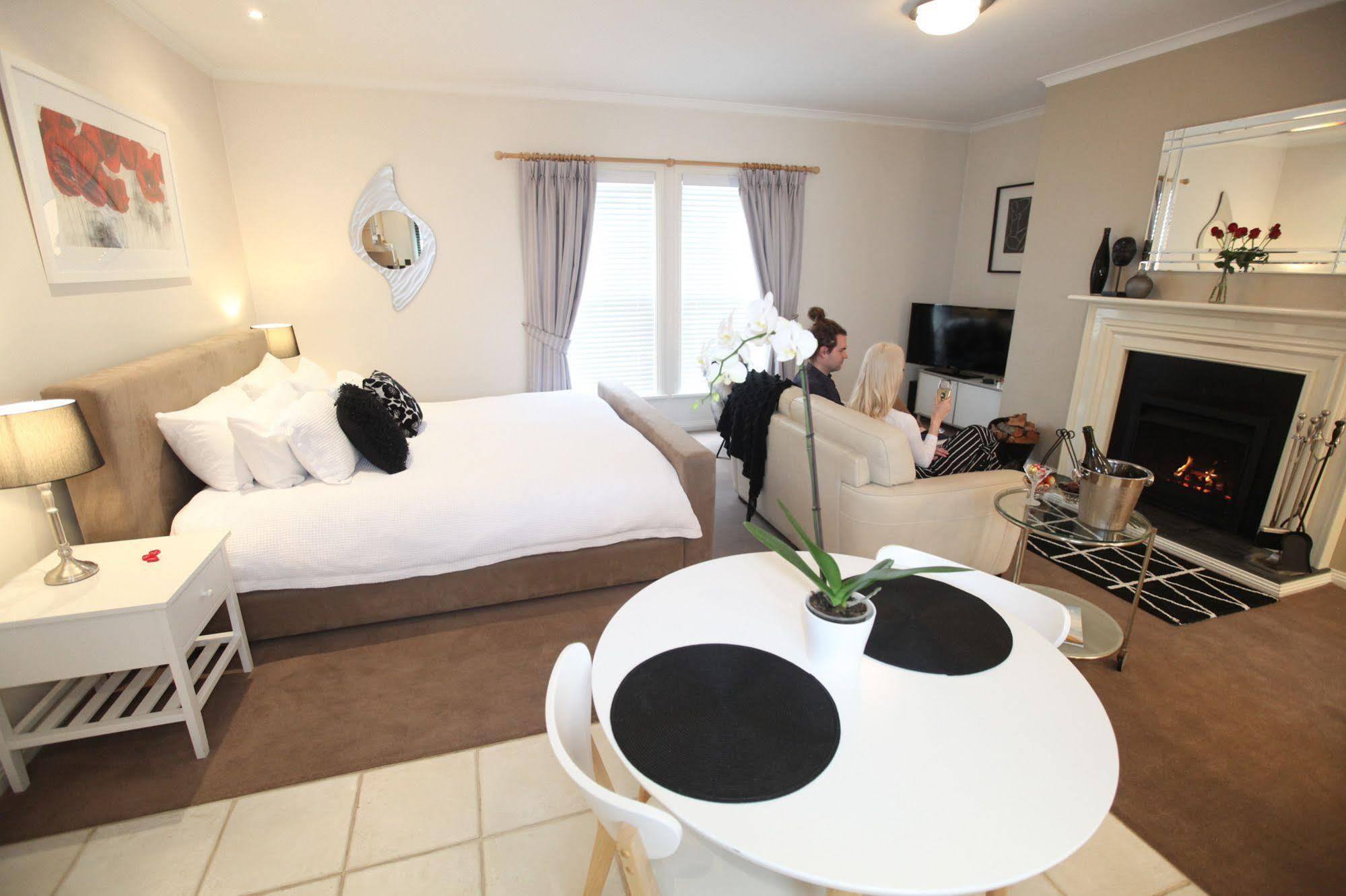 אדלייד Wine And Roses Bed And Breakfast מראה חיצוני תמונה